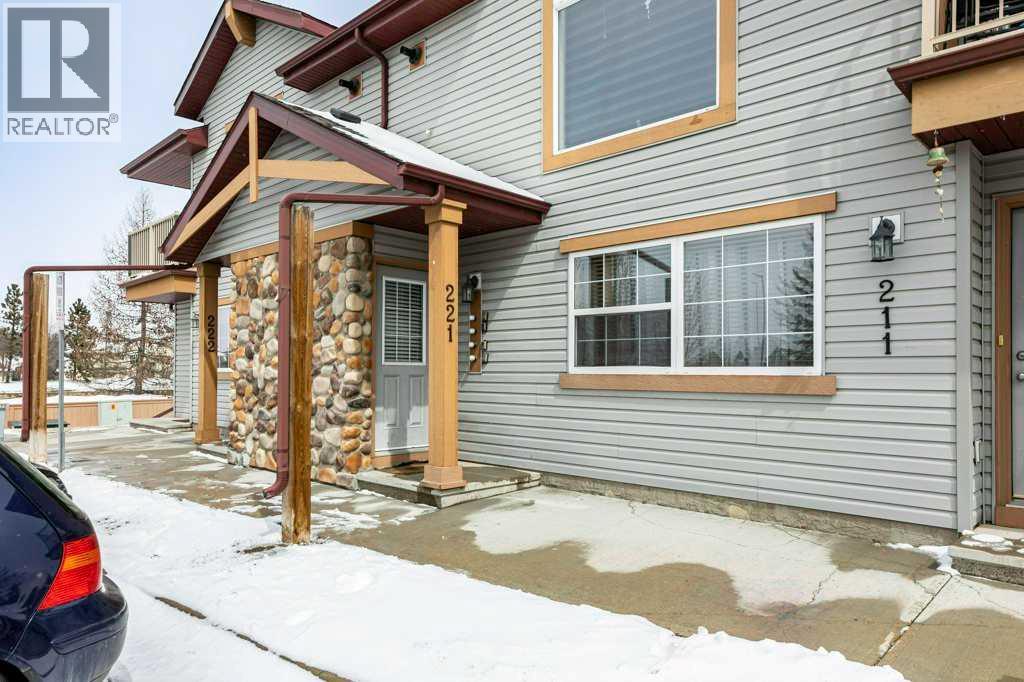221, 31 Jamieson, Red Deer, Alberta  T4P 0H7 - Photo 4 - A2305289