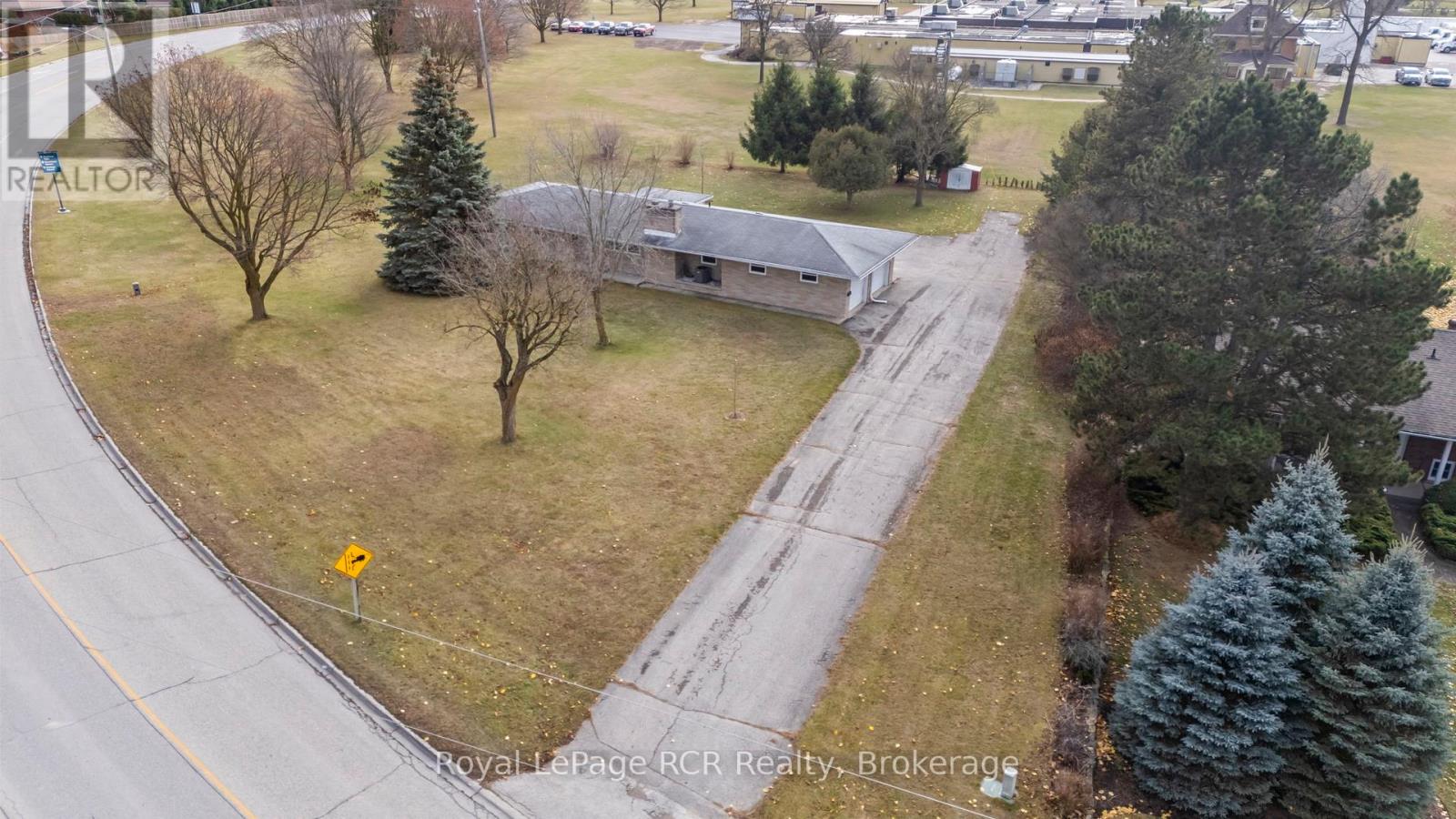 315 2nd Street, Hanover, Ontario  N4N 1A4 - Photo 38 - X12831532