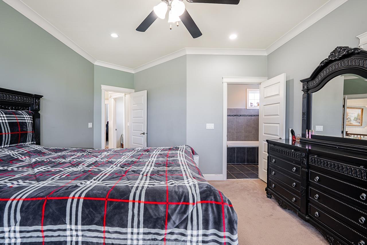 6633 125a Street, Surrey, British Columbia  V3W 1V6 - Photo 5 - R3114293