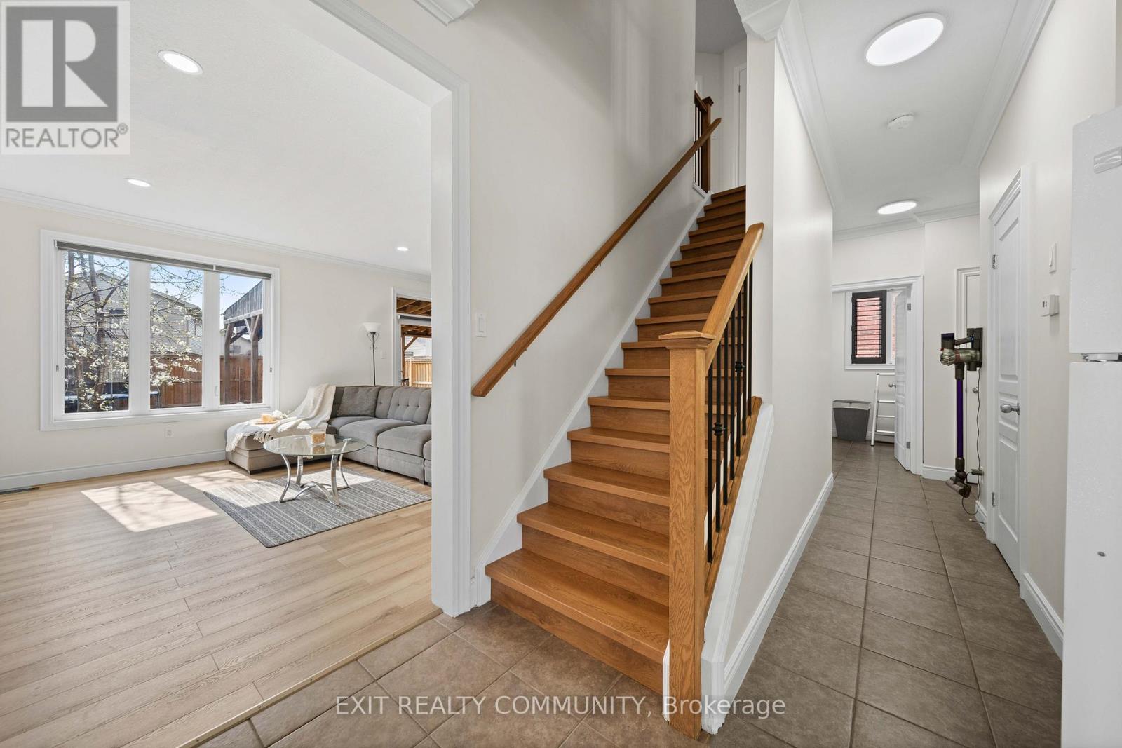 1803 Jubilee Drive, London North, Ontario  N6G 0H5 - Photo 10 - X13050974