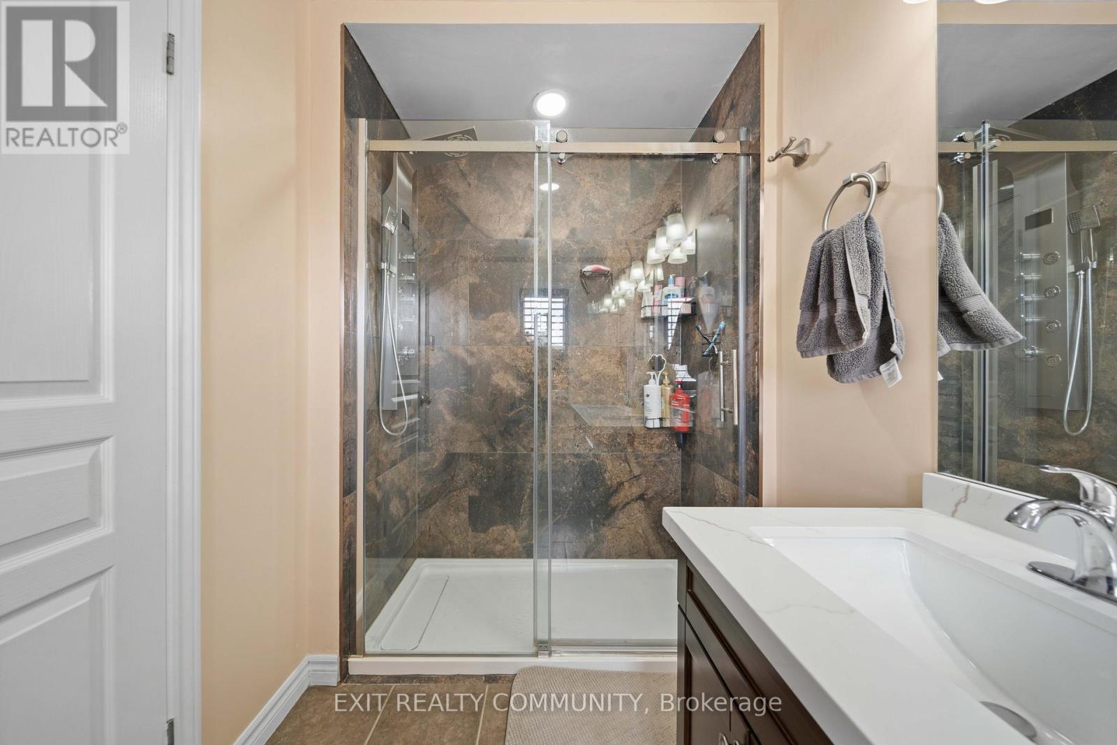 1803 Jubilee Drive, London North, Ontario  N6G 0H5 - Photo 13 - X13050974