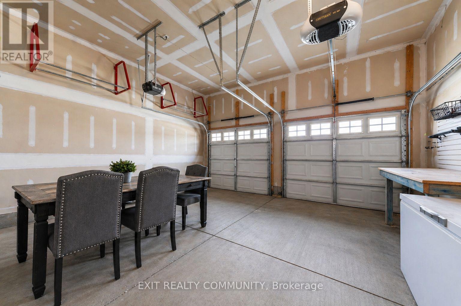 1803 Jubilee Drive, London North, Ontario  N6G 0H5 - Photo 21 - X13050974