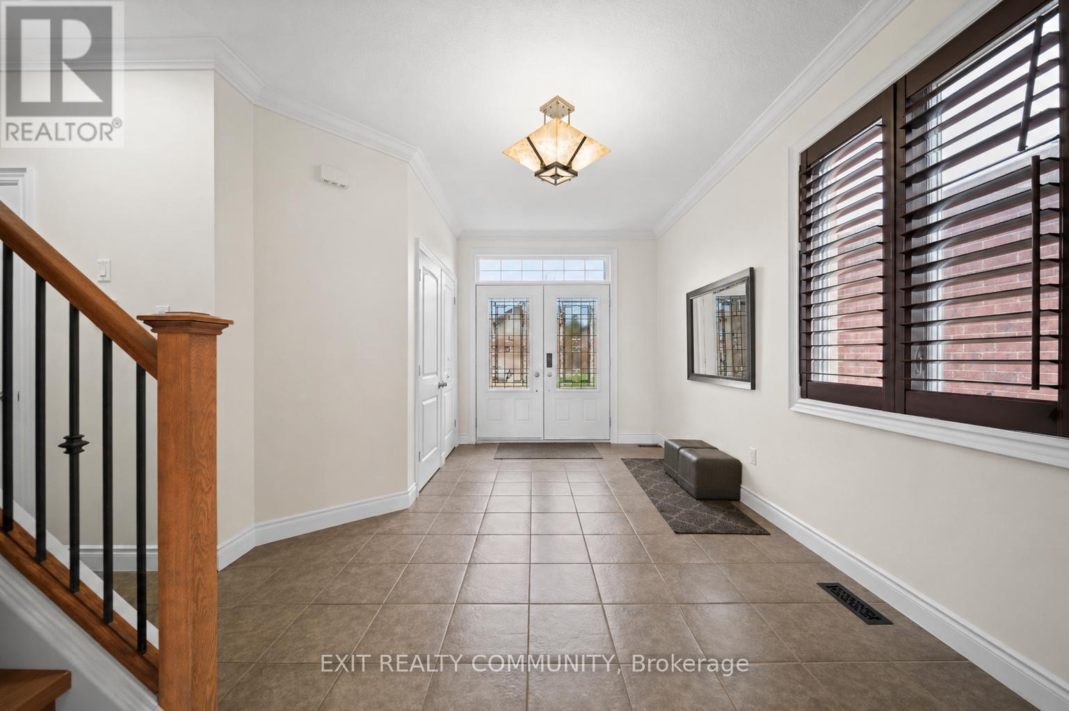 1803 Jubilee Drive, London North, Ontario  N6G 0H5 - Photo 3 - X13050974