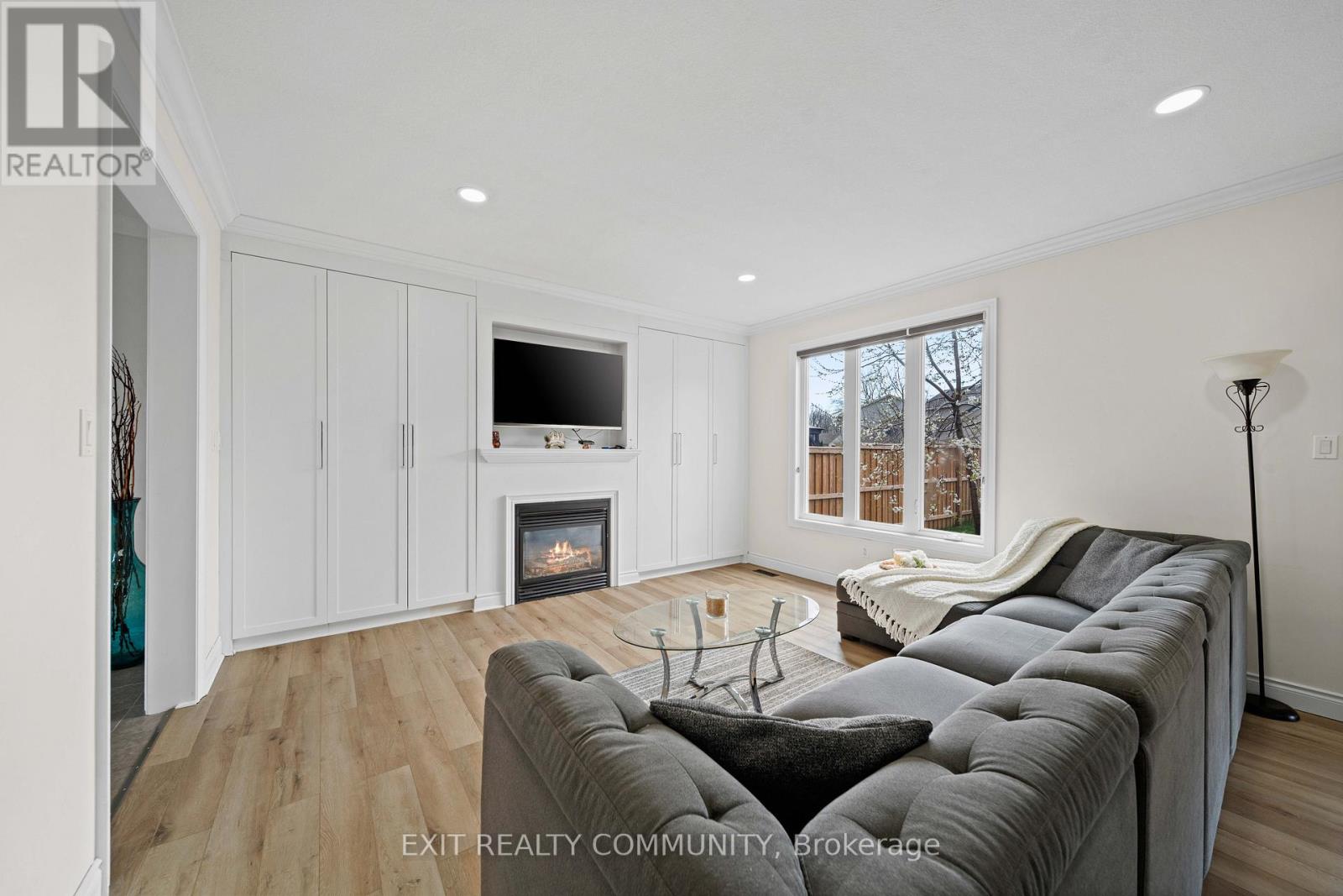 1803 Jubilee Drive, London North, Ontario  N6G 0H5 - Photo 4 - X13050974