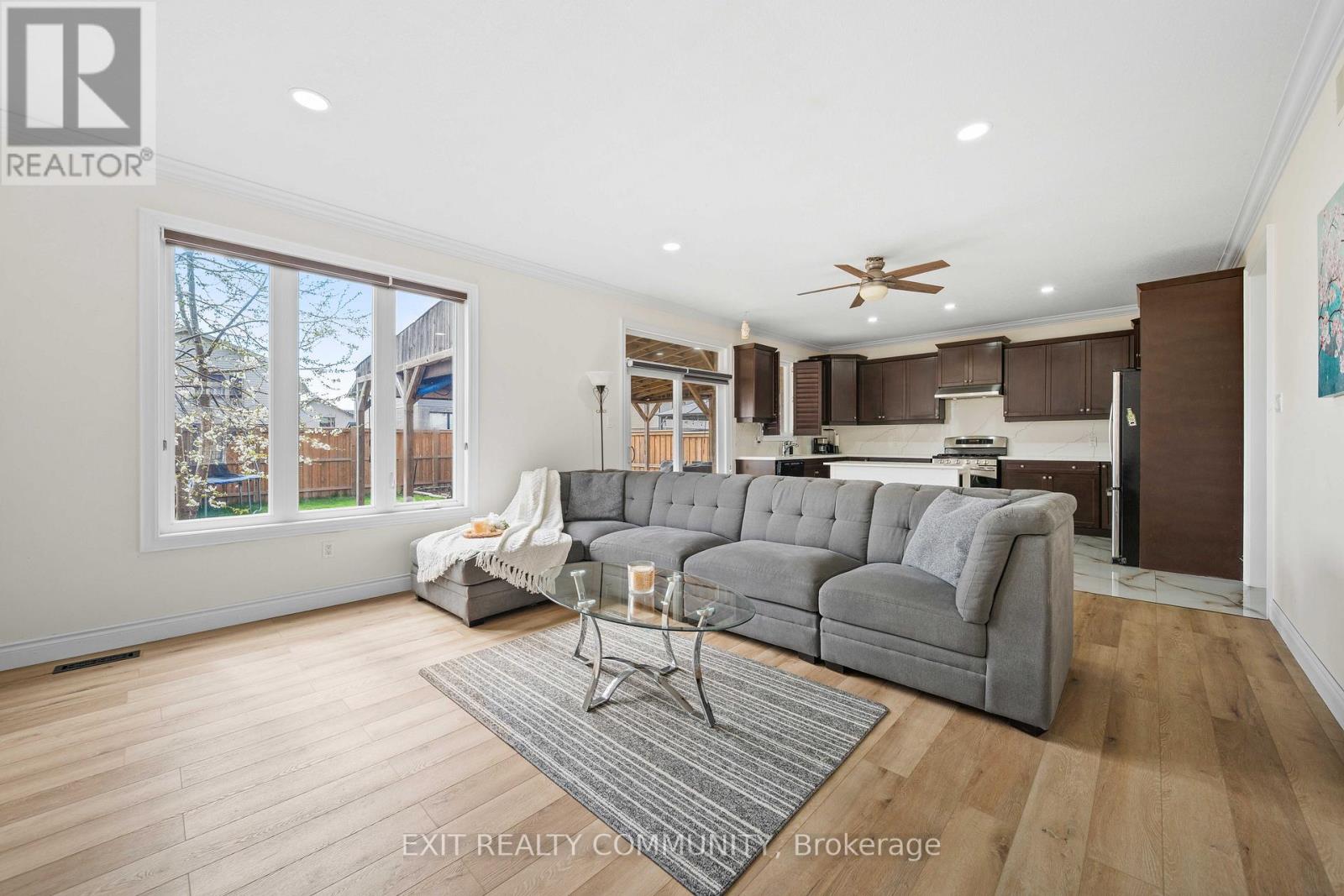 1803 Jubilee Drive, London North, Ontario  N6G 0H5 - Photo 5 - X13050974