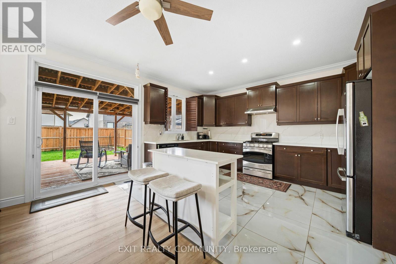 1803 Jubilee Drive, London North, Ontario  N6G 0H5 - Photo 6 - X13050974