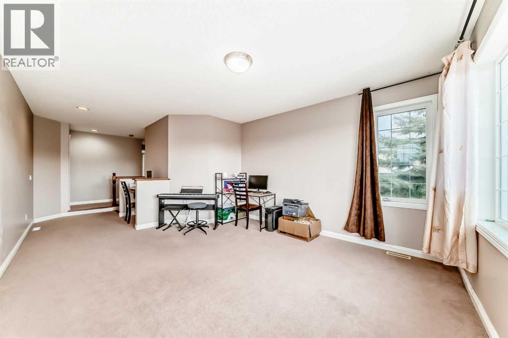 264 Everwillow Green SW, Calgary, Alberta  T2Y 4V9 - Photo 31 - A2304858