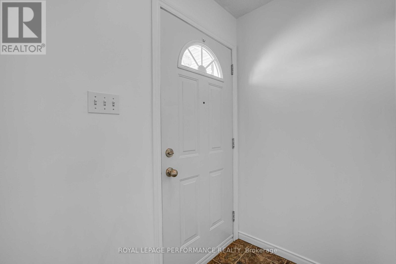 (4) - 16 Pendleton Street, Champlain, Ontario  K0B 1R0 - Photo 5 - X13050994