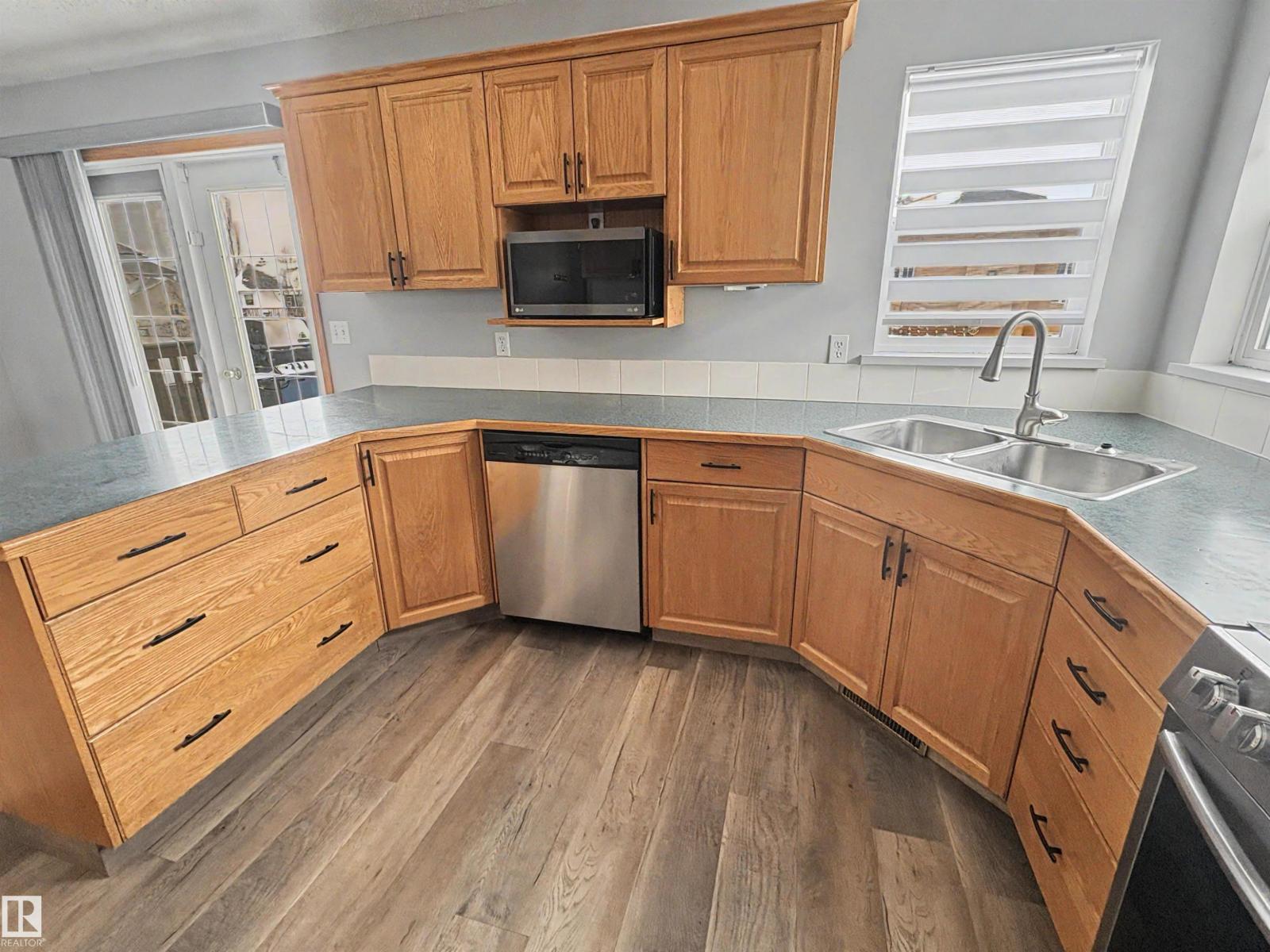 3803 40 Av, Bonnyville Town, Alberta  T9N 1V3 - Photo 7 - E4484391