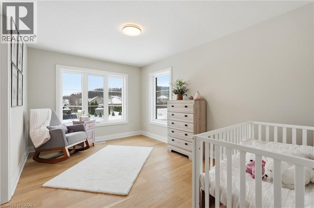 7 Bartlett Avenue, Grimsby, Ontario  L3M 5N7 - Photo 24 - 40807939