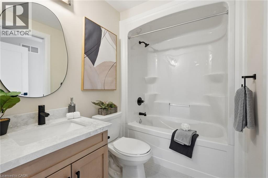 7 Bartlett Avenue, Grimsby, Ontario  L3M 5N7 - Photo 26 - 40807939