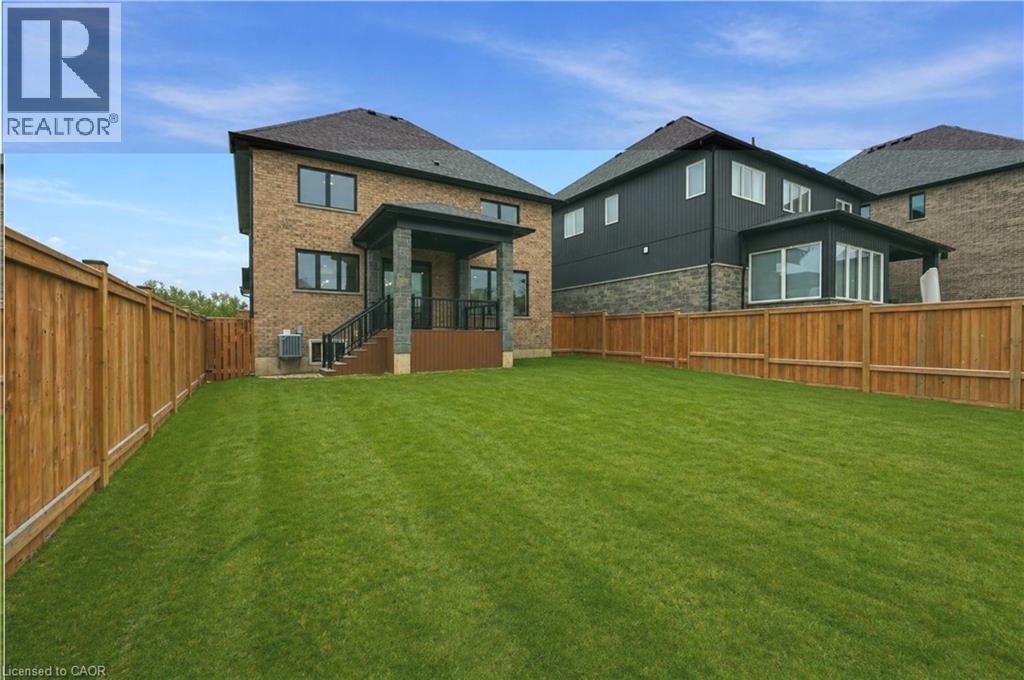 7 Bartlett Avenue, Grimsby, Ontario  L3M 5N7 - Photo 13 - 40807939