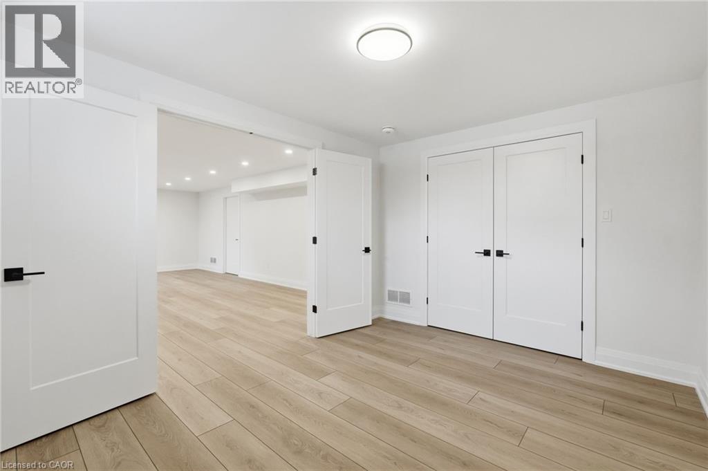 7 Bartlett Avenue, Grimsby, Ontario  L3M 5N7 - Photo 45 - 40807939