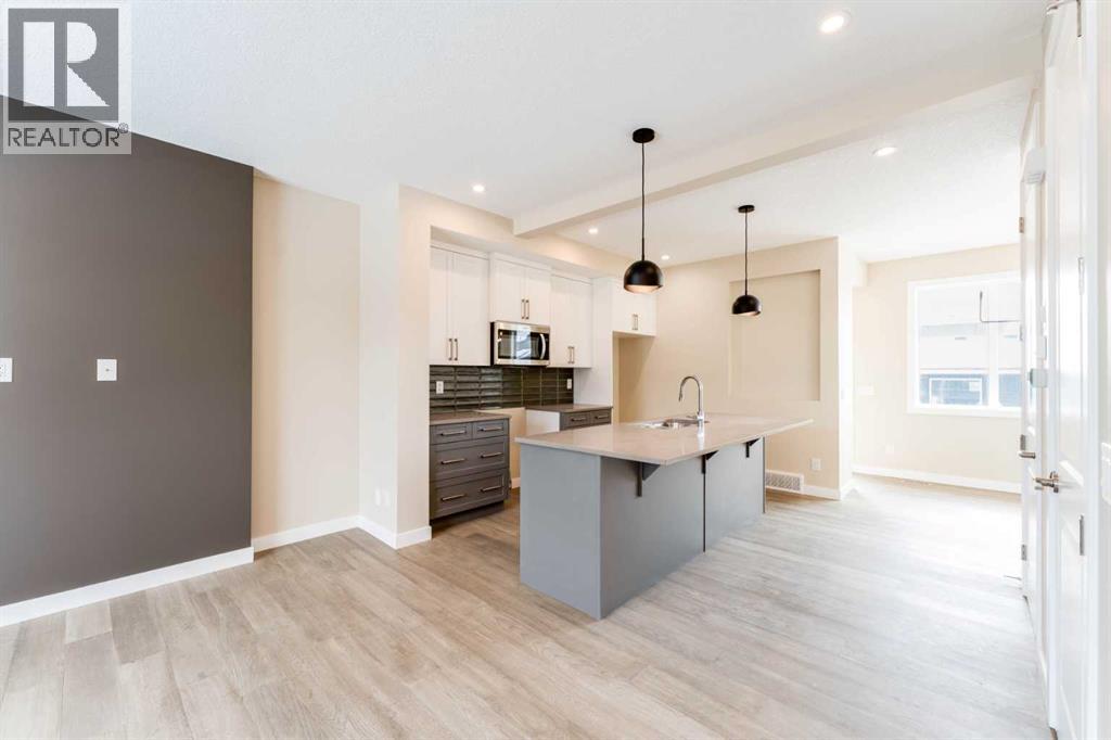 369 Waterford Boulevard, Chestermere, Alberta  T1X 2Z7 - Photo 4 - A2295496