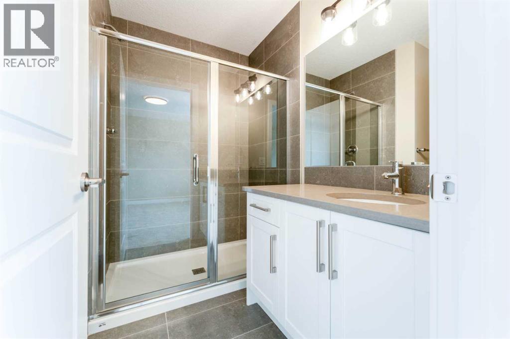 369 Waterford Boulevard, Chestermere, Alberta  T1X 2Z7 - Photo 9 - A2295496