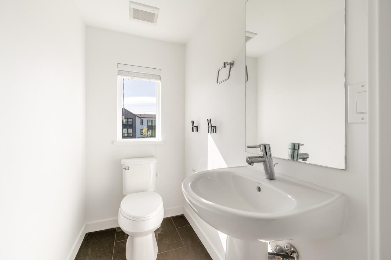 56 16678 25 Avenue, Surrey, British Columbia  V3Z 0Z2 - Photo 11 - R3115587