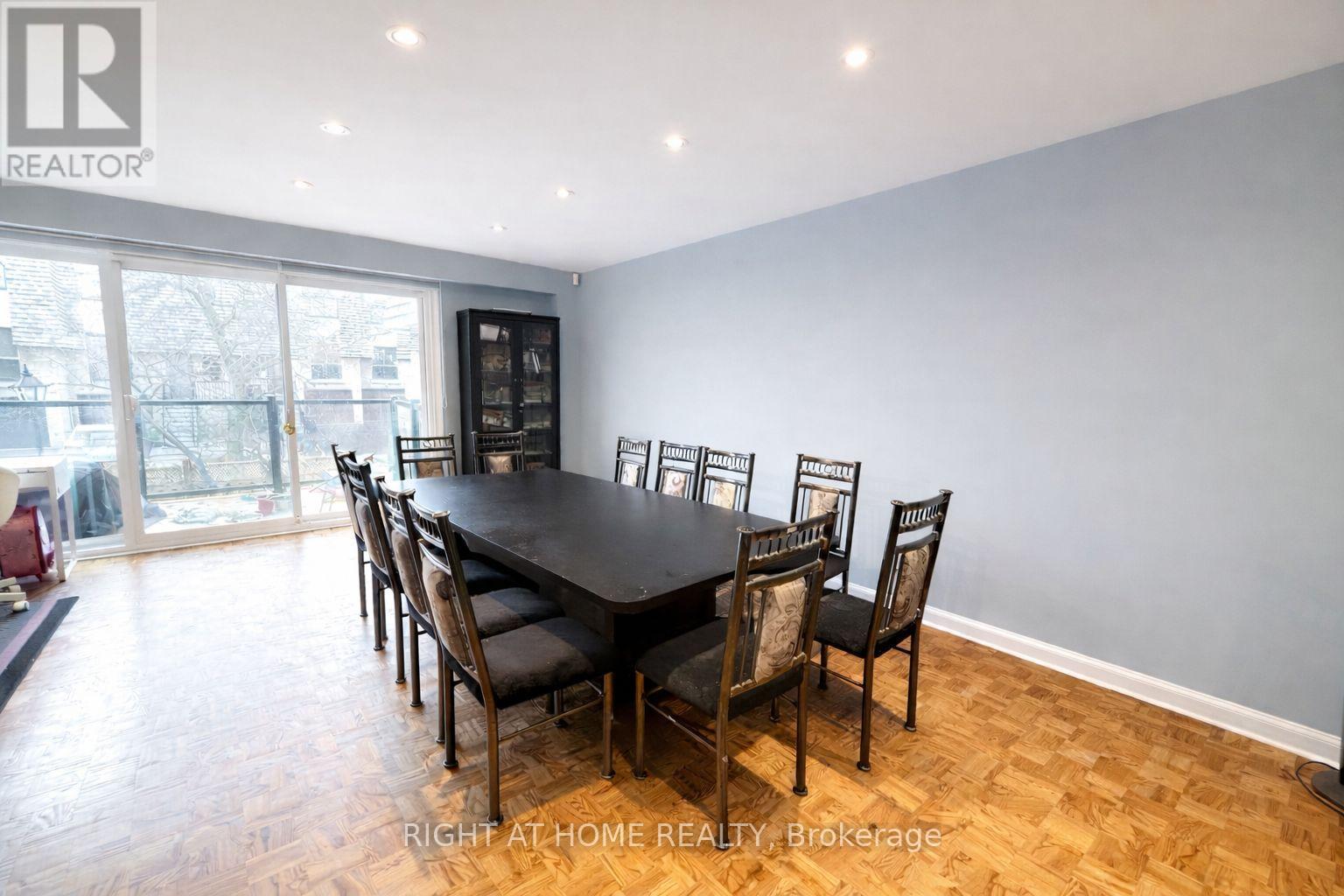 22 - 6 Glade Carse Way, Toronto, Ontario  M2R 3H1 - Photo 4 - C13013582
