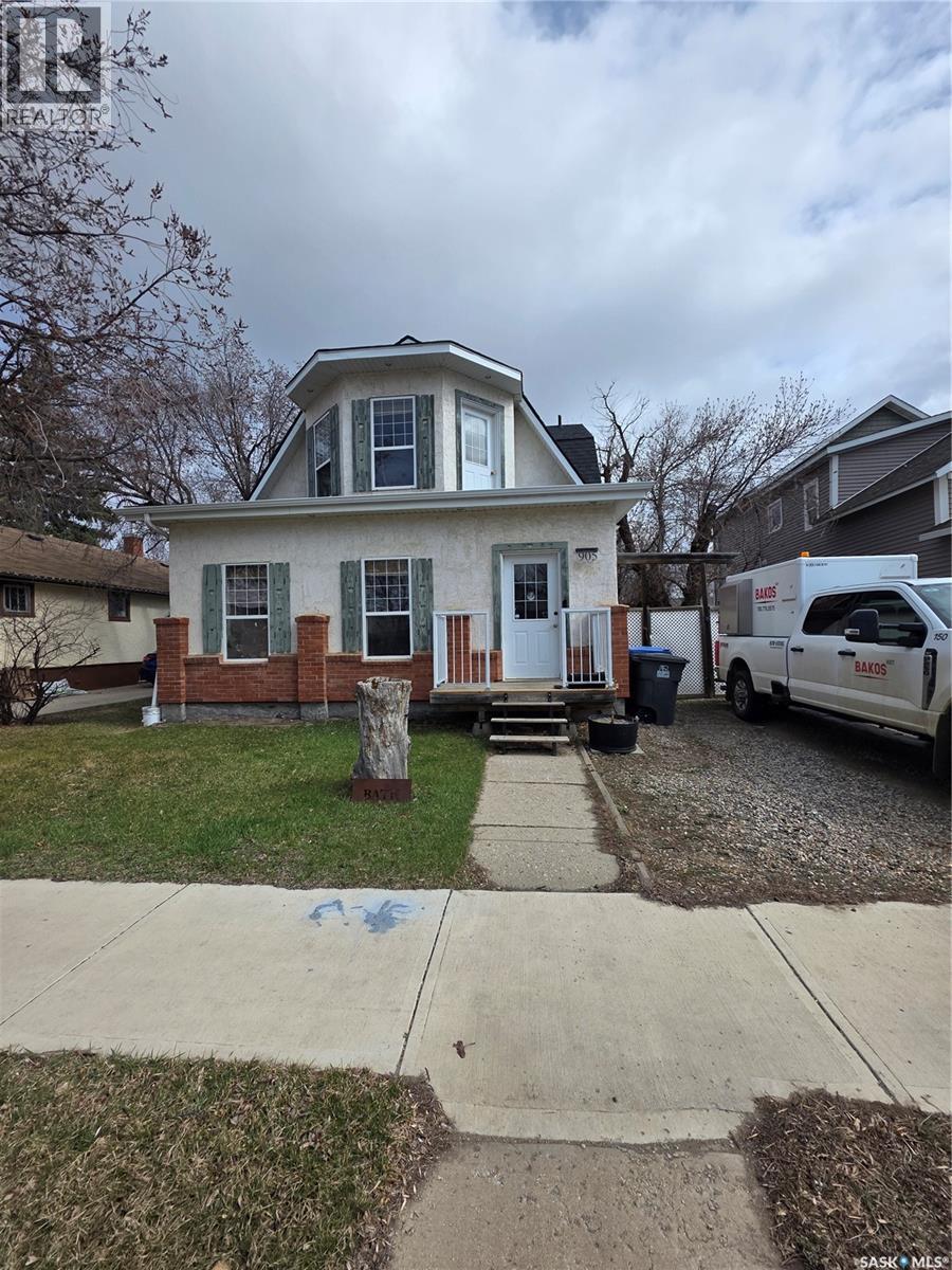 905 2nd STREET, Estevan, Saskatchewan