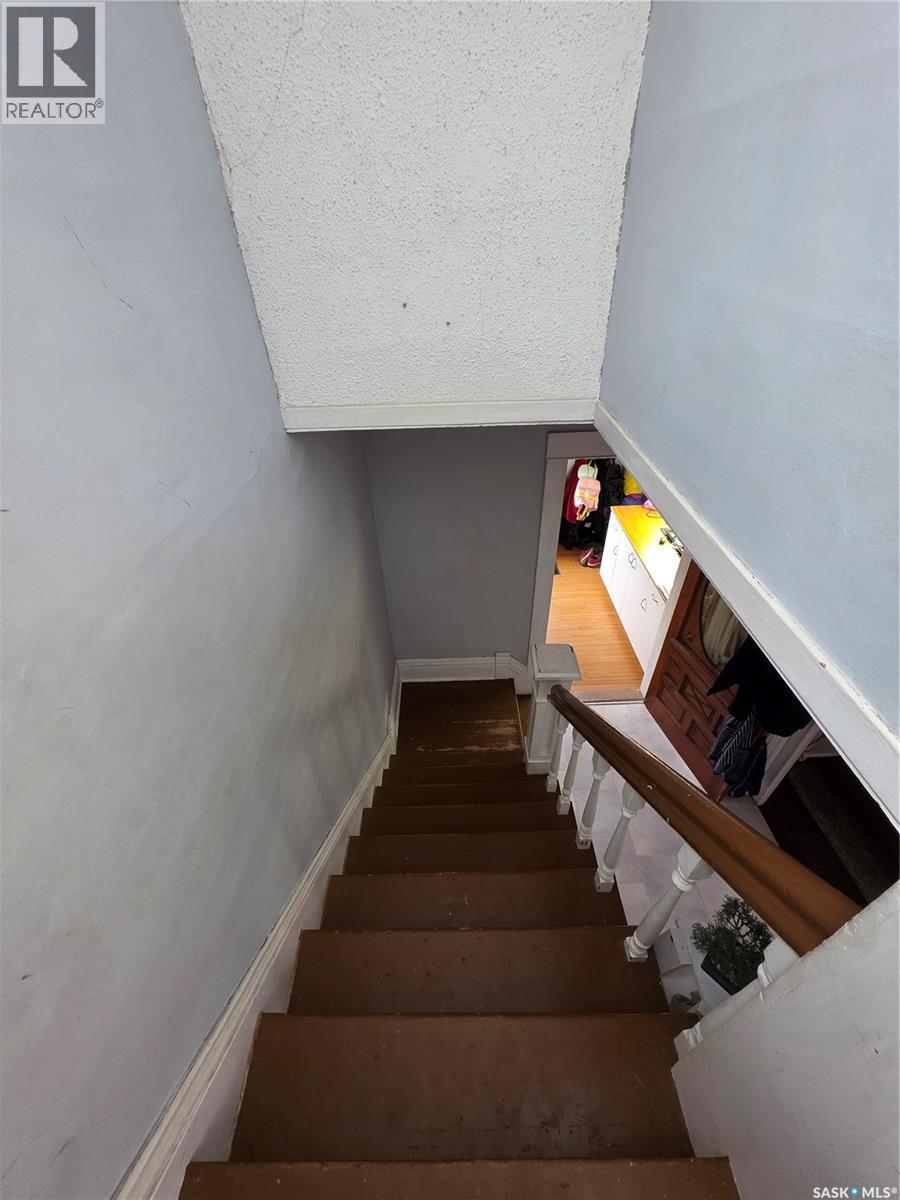 905 2nd Street, Estevan, Saskatchewan  S4A 0L3 - Photo 16 - SK034051