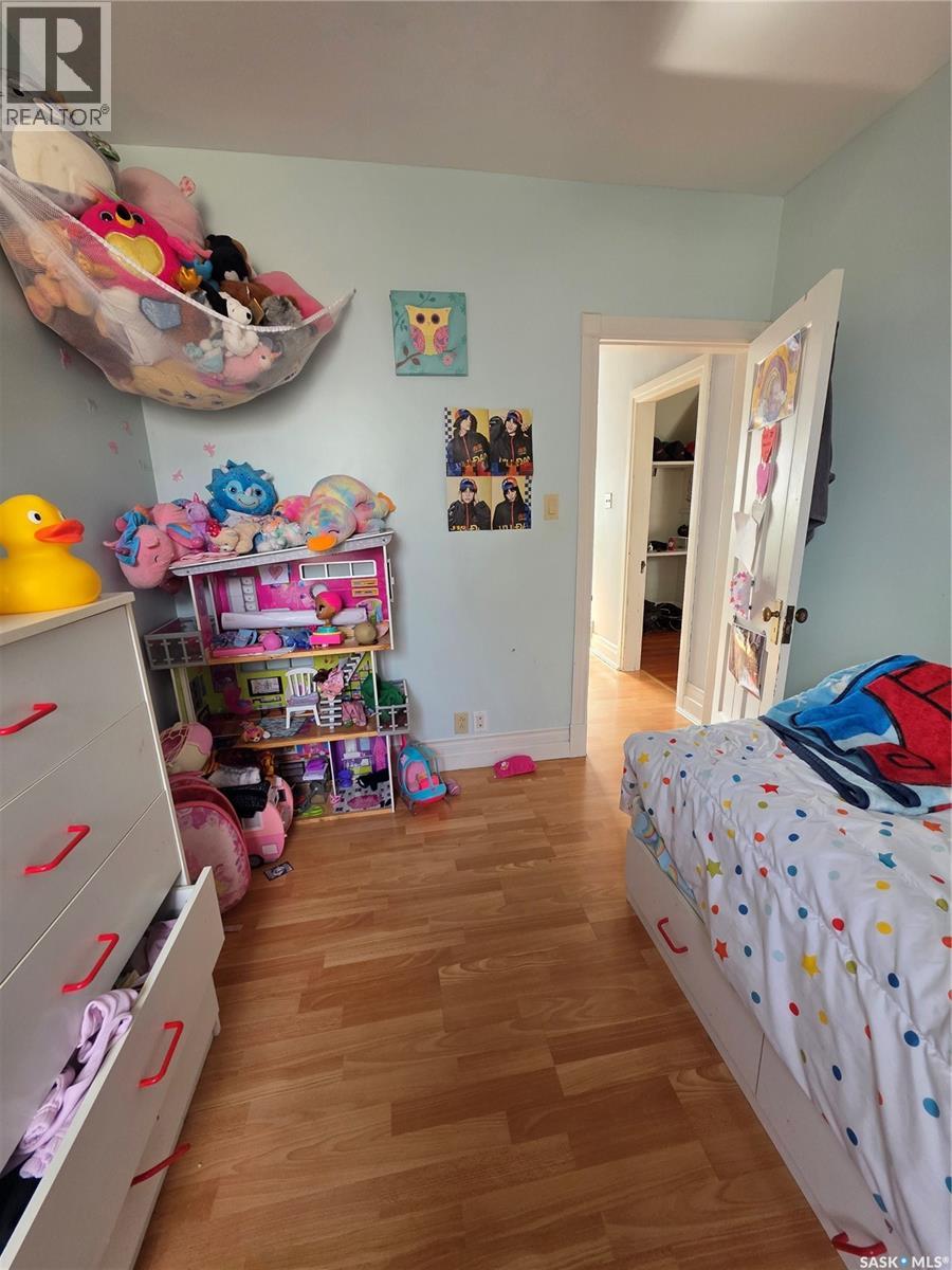 905 2nd Street, Estevan, Saskatchewan  S4A 0L3 - Photo 25 - SK034051