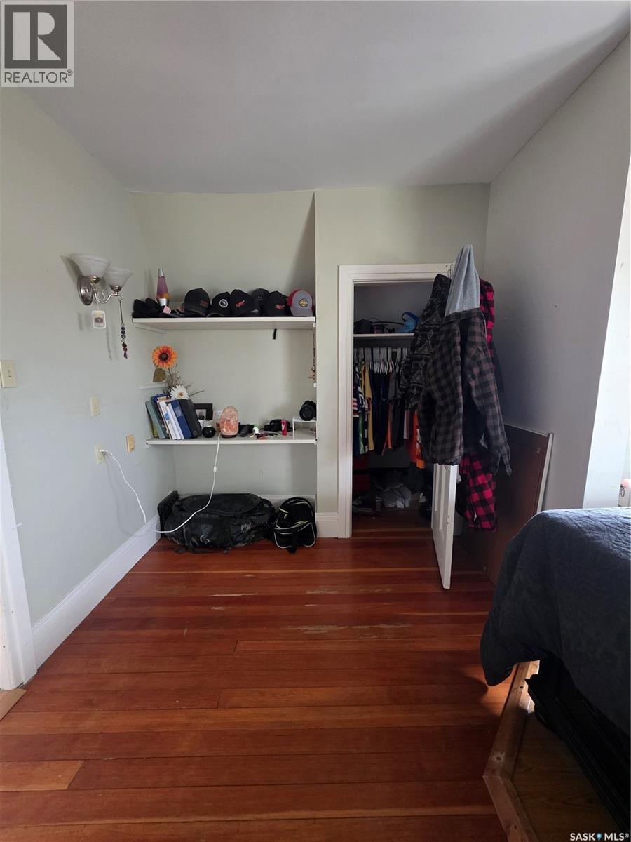 905 2nd Street, Estevan, Saskatchewan  S4A 0L3 - Photo 30 - SK034051