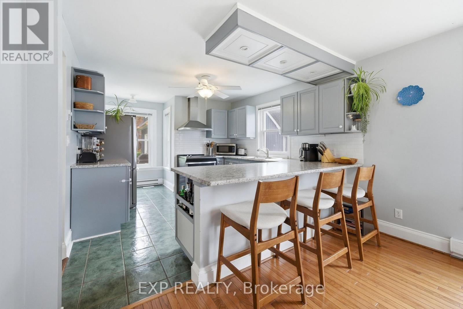 17 Cumberland Street, Prince Edward County, Ontario  K0K 2T0 - Photo 15 - X13051012