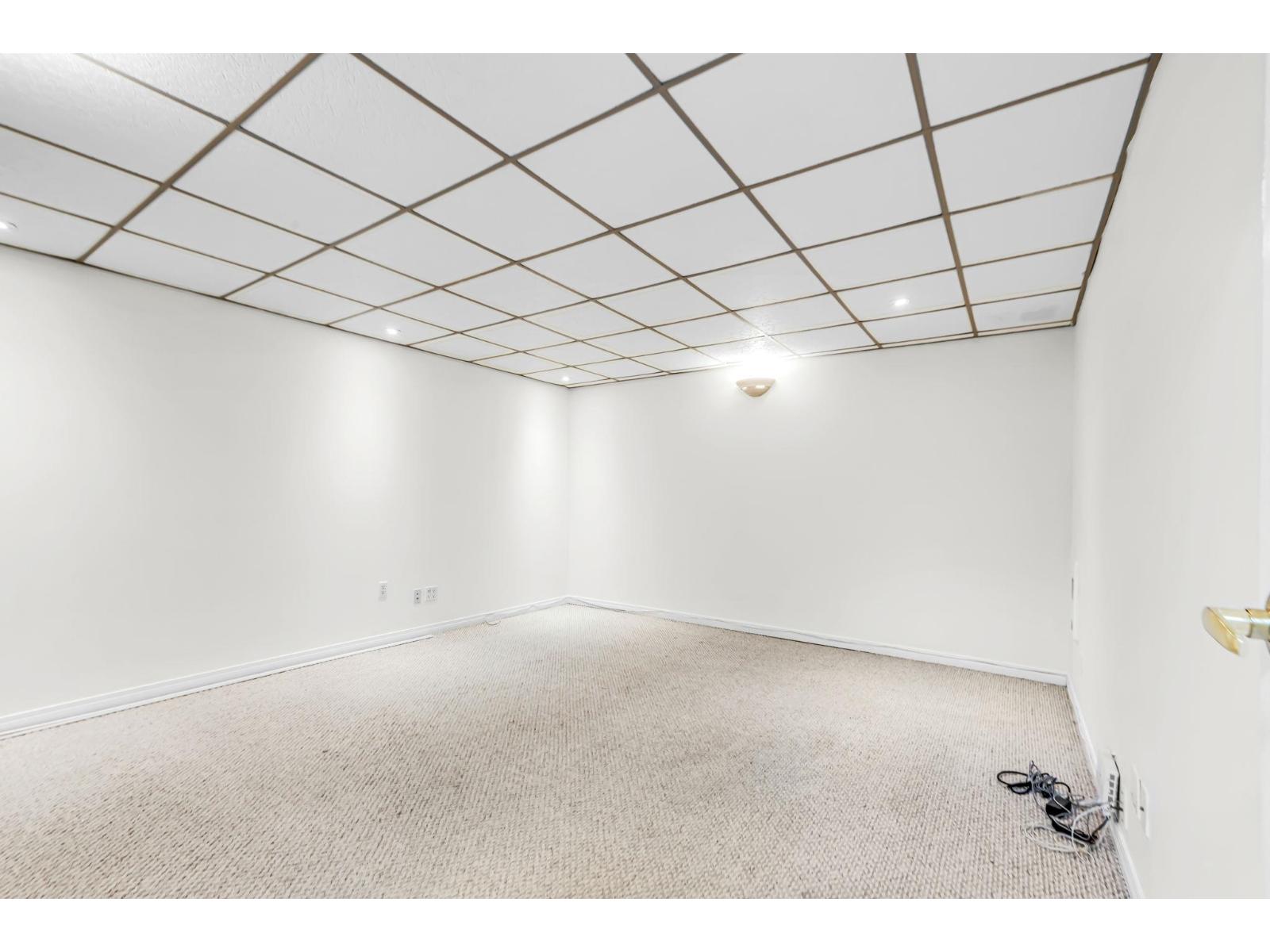 15 2998 Mouat Drive, Abbotsford, British Columbia  V2T 4E6 - Photo 15 - R3100285