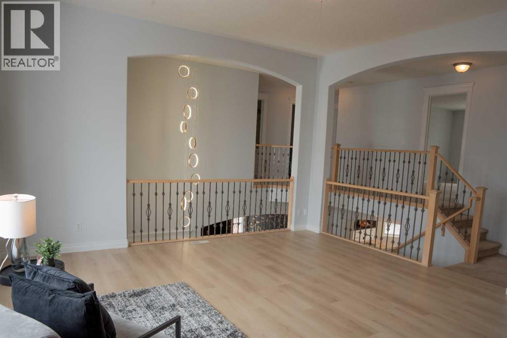 3 Strathridge Bay Sw, Calgary, Alberta  T3H 4S1 - Photo 36 - A2303312