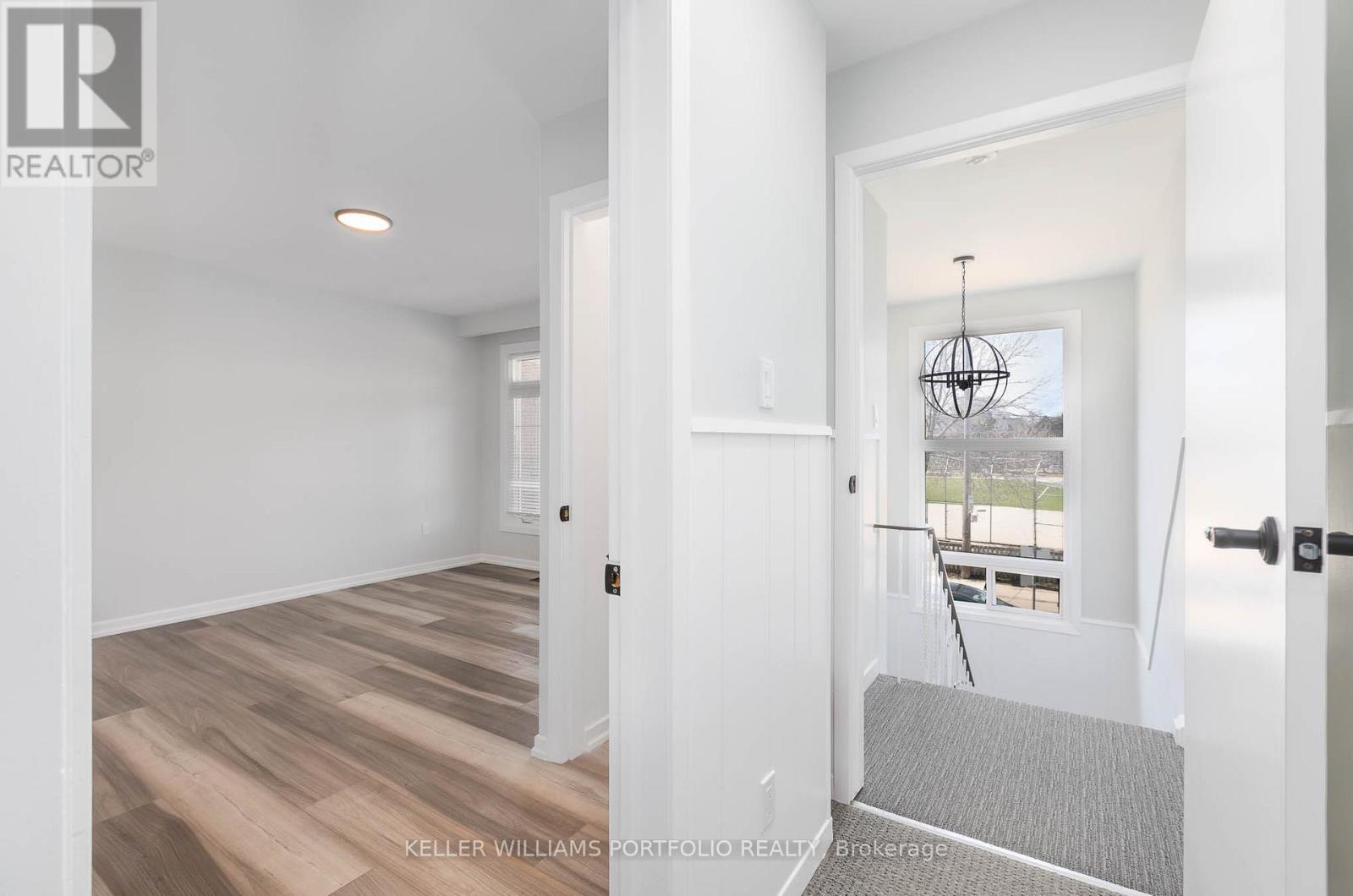 3 - 99 WEST LODGE AVENUE, Toronto, Ontario