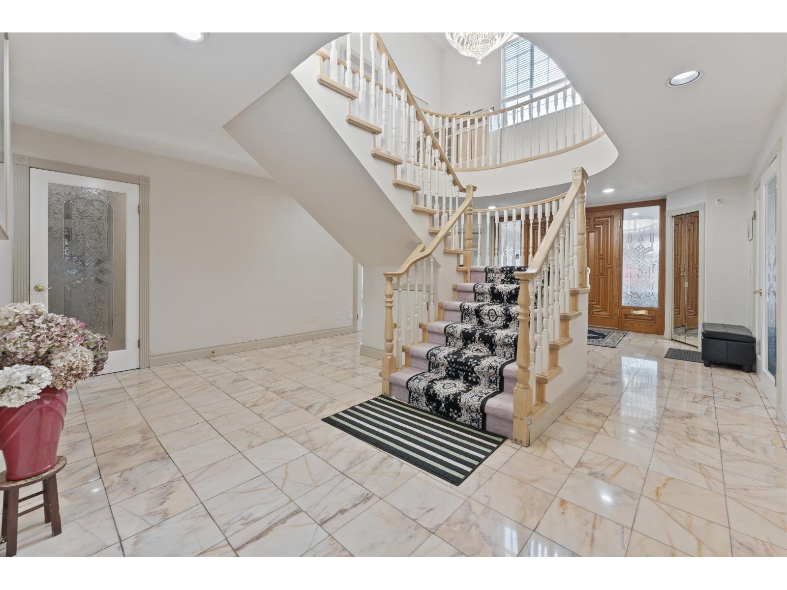 5748 126 Street, Surrey, British Columbia  V3X 3G8 - Photo 6 - R3116156