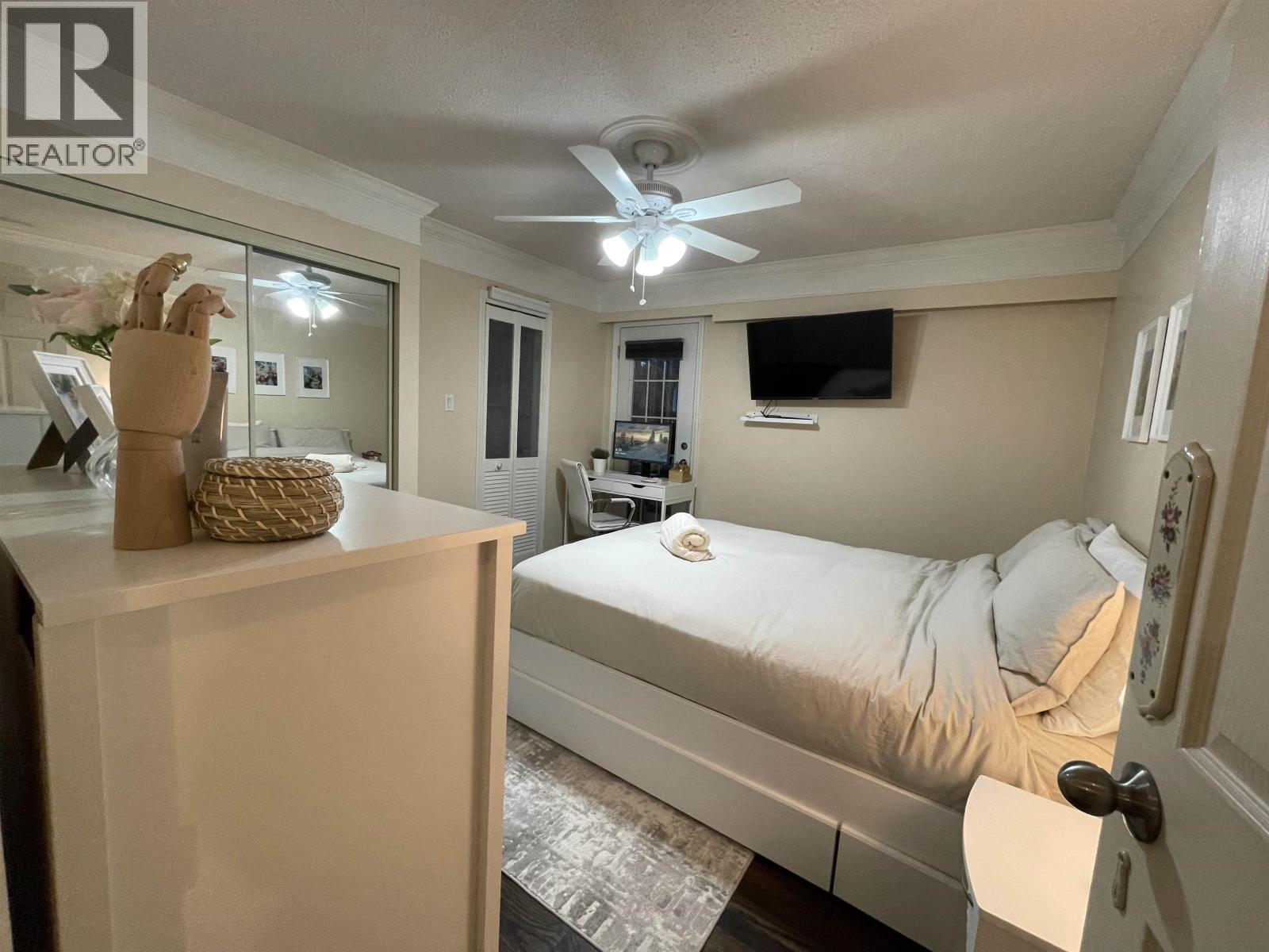 5100 Fulwell Street, Burnaby, British Columbia  V5G 1P2 - Photo 6 - R3114426