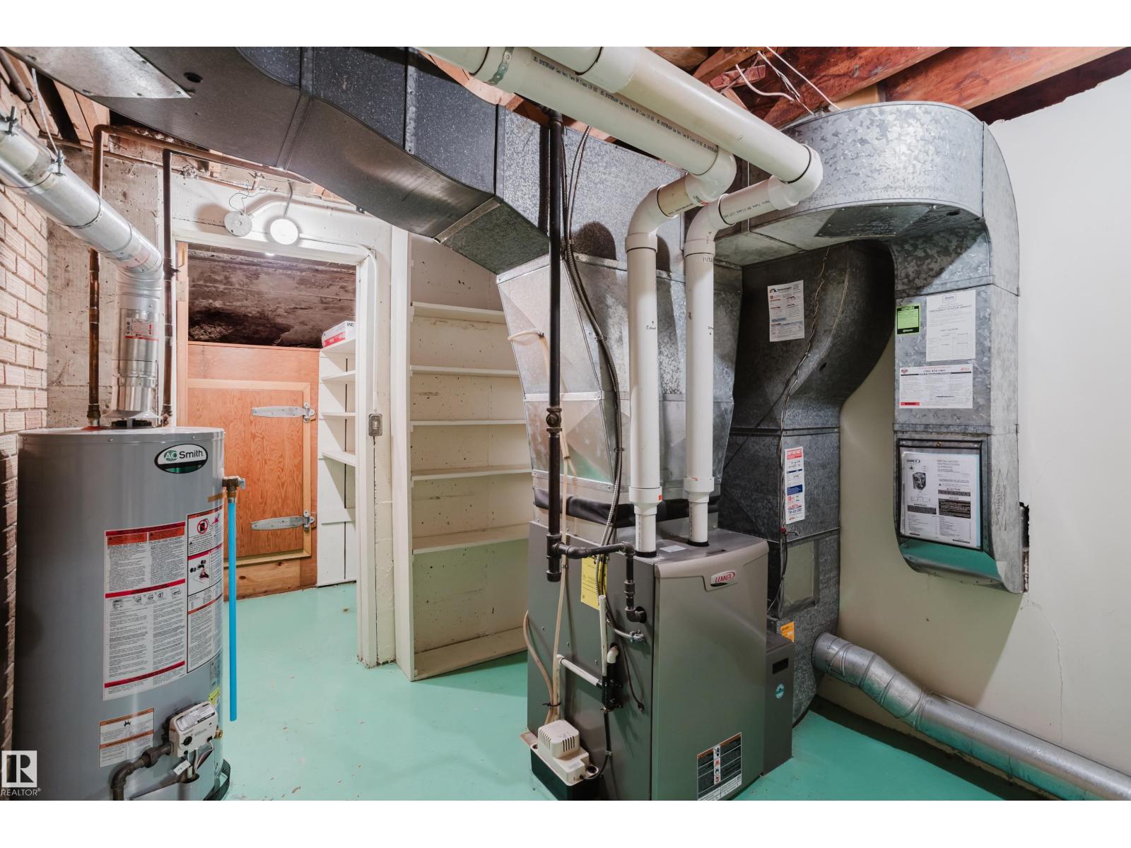 7907 Saskatchewan Dr Nw, Edmonton, Alberta  T6G 2L3 - Photo 46 - E4484436