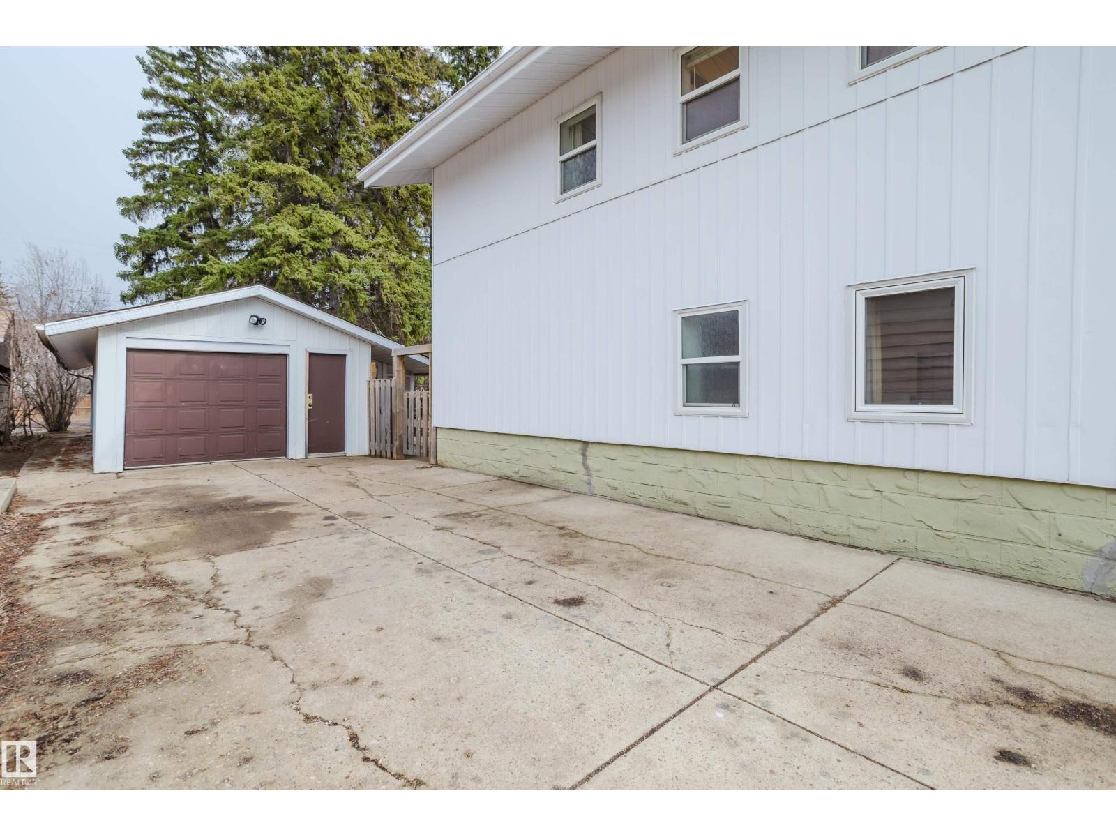 7907 Saskatchewan Dr Nw, Edmonton, Alberta  T6G 2L3 - Photo 57 - E4484436