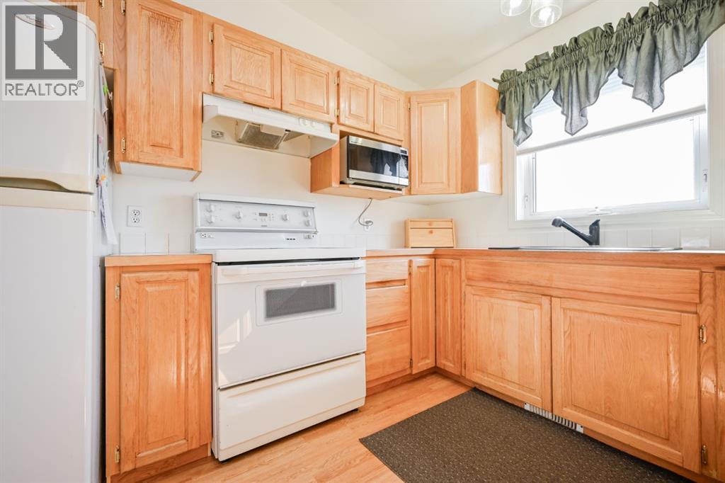 9515 94 Street, Wembley, Alberta  T0H 3S0 - Photo 10 - A2305794