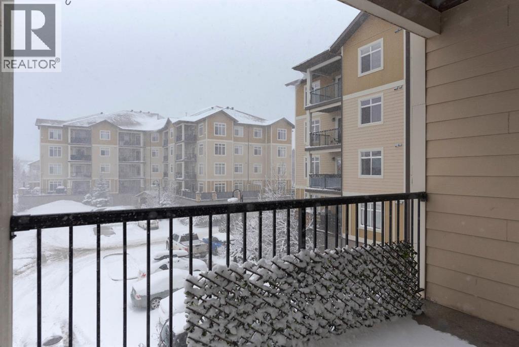 204, 100 Denholm Gate, Fort Mcmurray, Alberta  T9H 0B2 - Photo 3 - A2305579