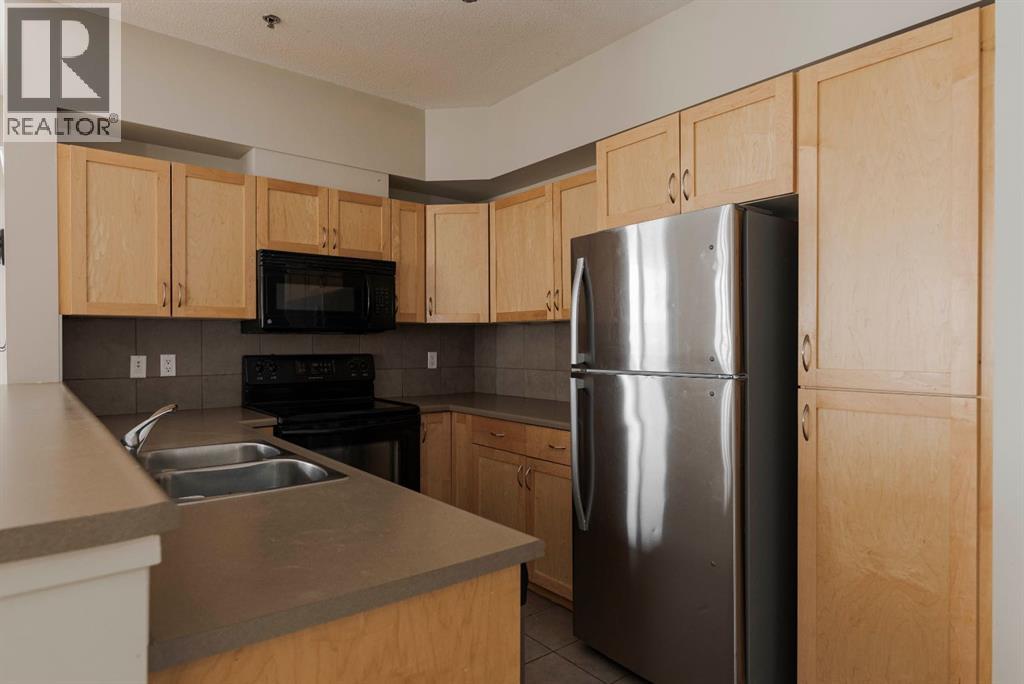 204, 100 Denholm Gate, Fort Mcmurray, Alberta  T9H 0B2 - Photo 11 - A2305579