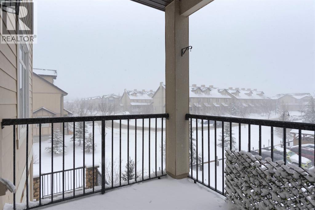 204, 100 Denholm Gate, Fort Mcmurray, Alberta  T9H 0B2 - Photo 2 - A2305579