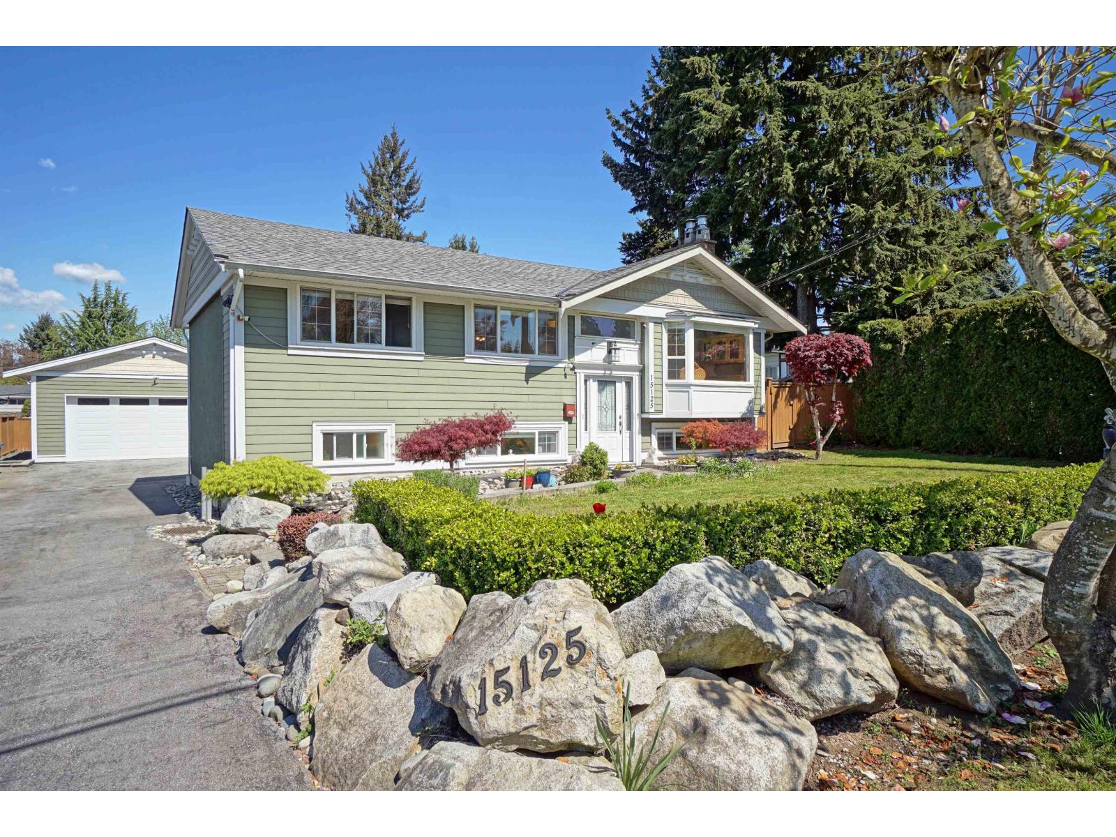 15125 Canary Drive, Surrey, British Columbia  V3R 4V4 - Photo 2 - R3116368