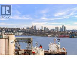 444 545 E 2ND STREET, North Vancouver, British Columbia