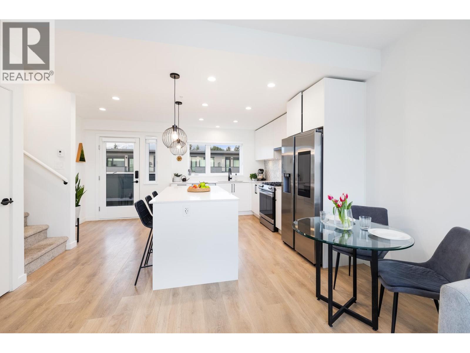 444 545 E 2nd Street, North Vancouver, British Columbia  V7L 1E1 - Photo 8 - R3108115