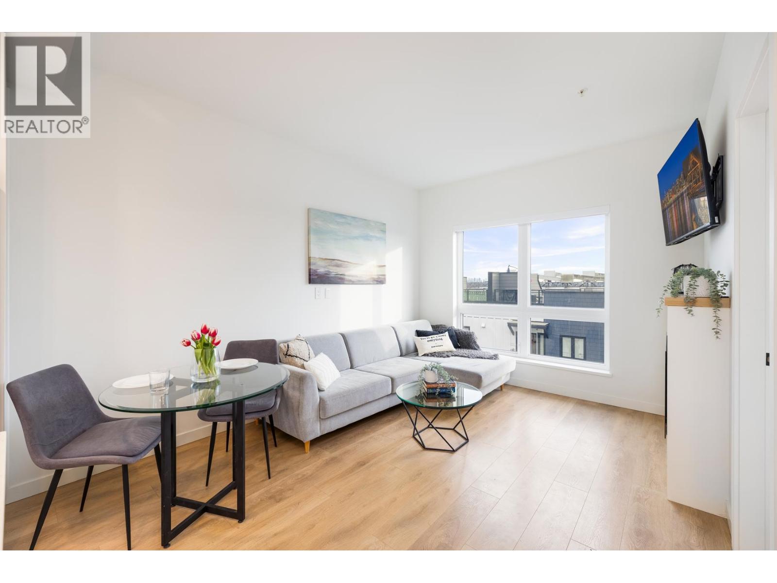 444 545 E 2nd Street, North Vancouver, British Columbia  V7L 1E1 - Photo 9 - R3108115