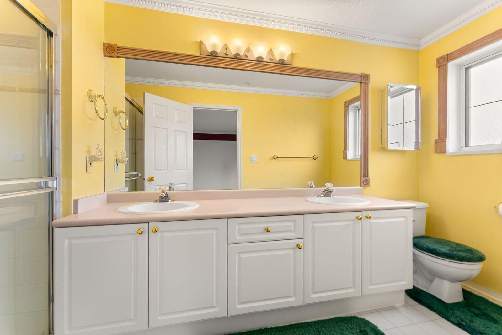 302 15258 105 Avenue, Surrey, British Columbia  V3R 0W8 - Photo 24 - R3116366