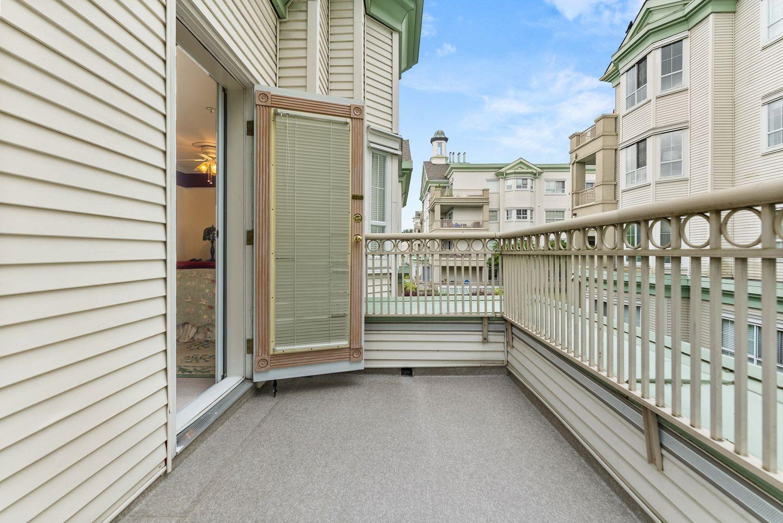 302 15258 105 Avenue, Surrey, British Columbia  V3R 0W8 - Photo 29 - R3116366