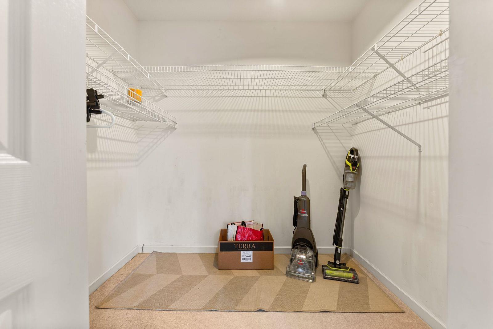 302 15258 105 Avenue, Surrey, British Columbia  V3R 0W8 - Photo 22 - R3116366