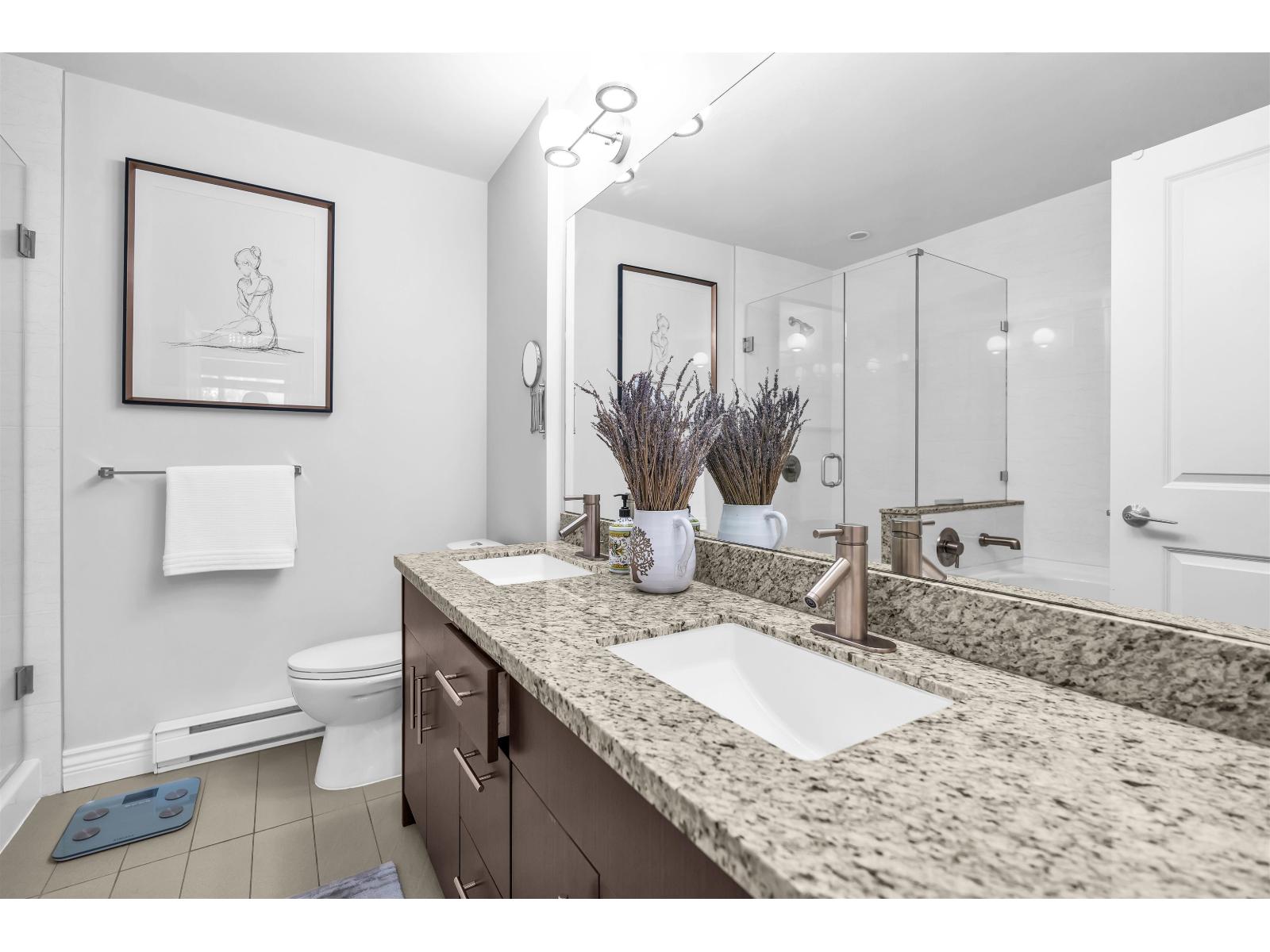 223 2970 King George Boulevard, Surrey, British Columbia  V4P 0E6 - Photo 10 - R3116222