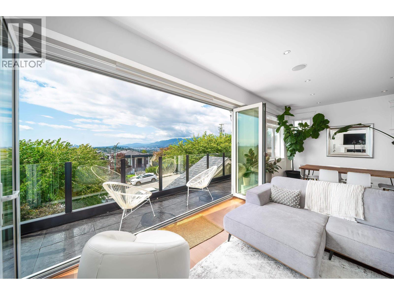 18 Hythe Avenue, Burnaby, British Columbia  V5B 3H7 - Photo 30 - R3116424