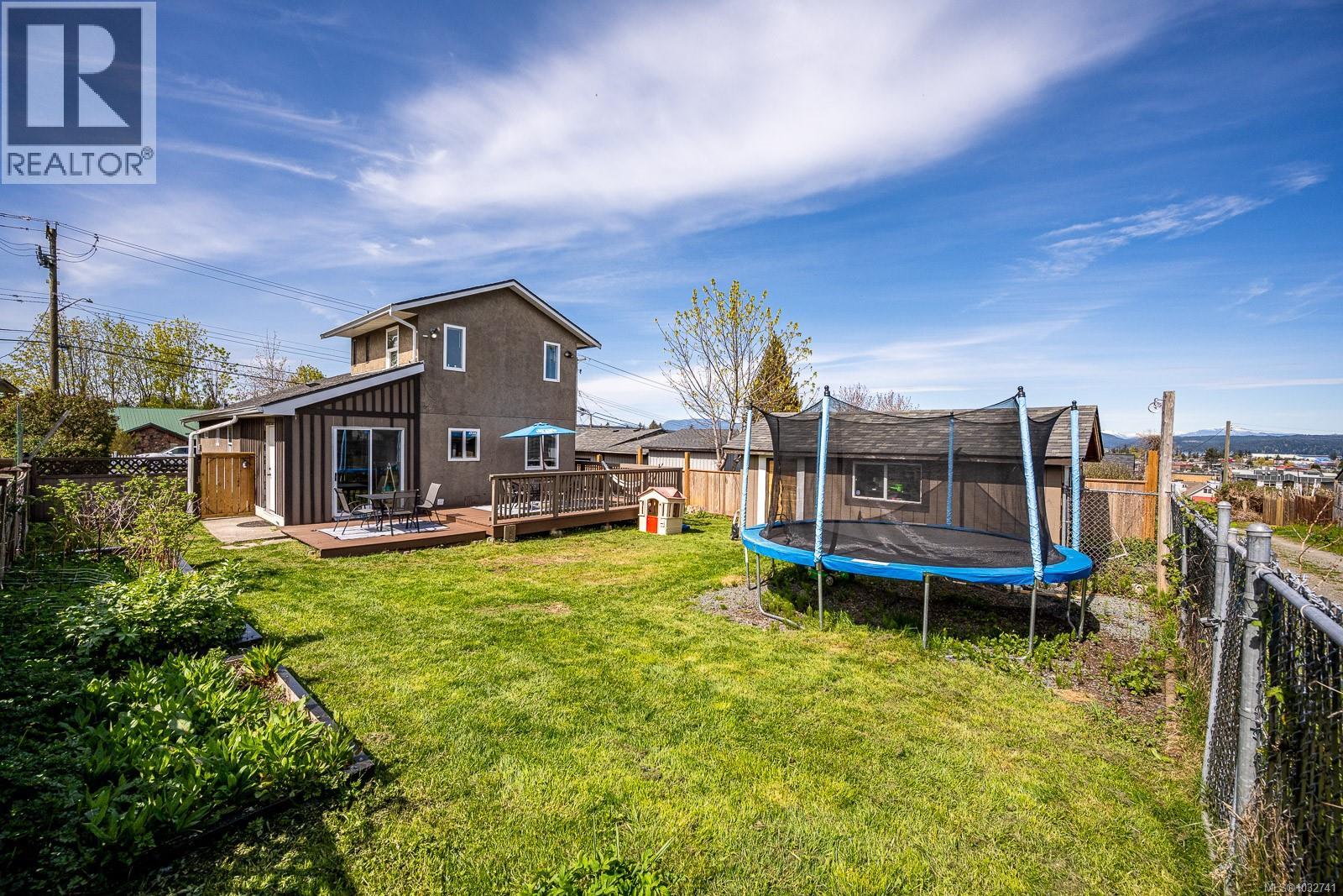 961 Greenwood St, Campbell River, British Columbia  V9W 3C2 - Photo 11 - 1032741