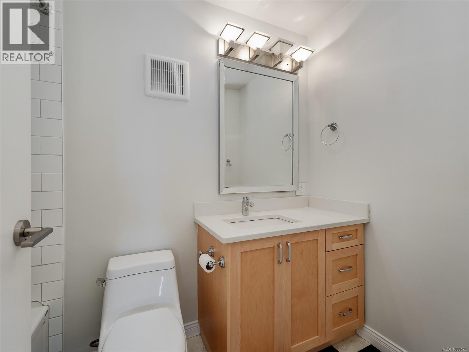 803 770 Cormorant St, Victoria, British Columbia  V8W 3J3 - Photo 14 - 1033523