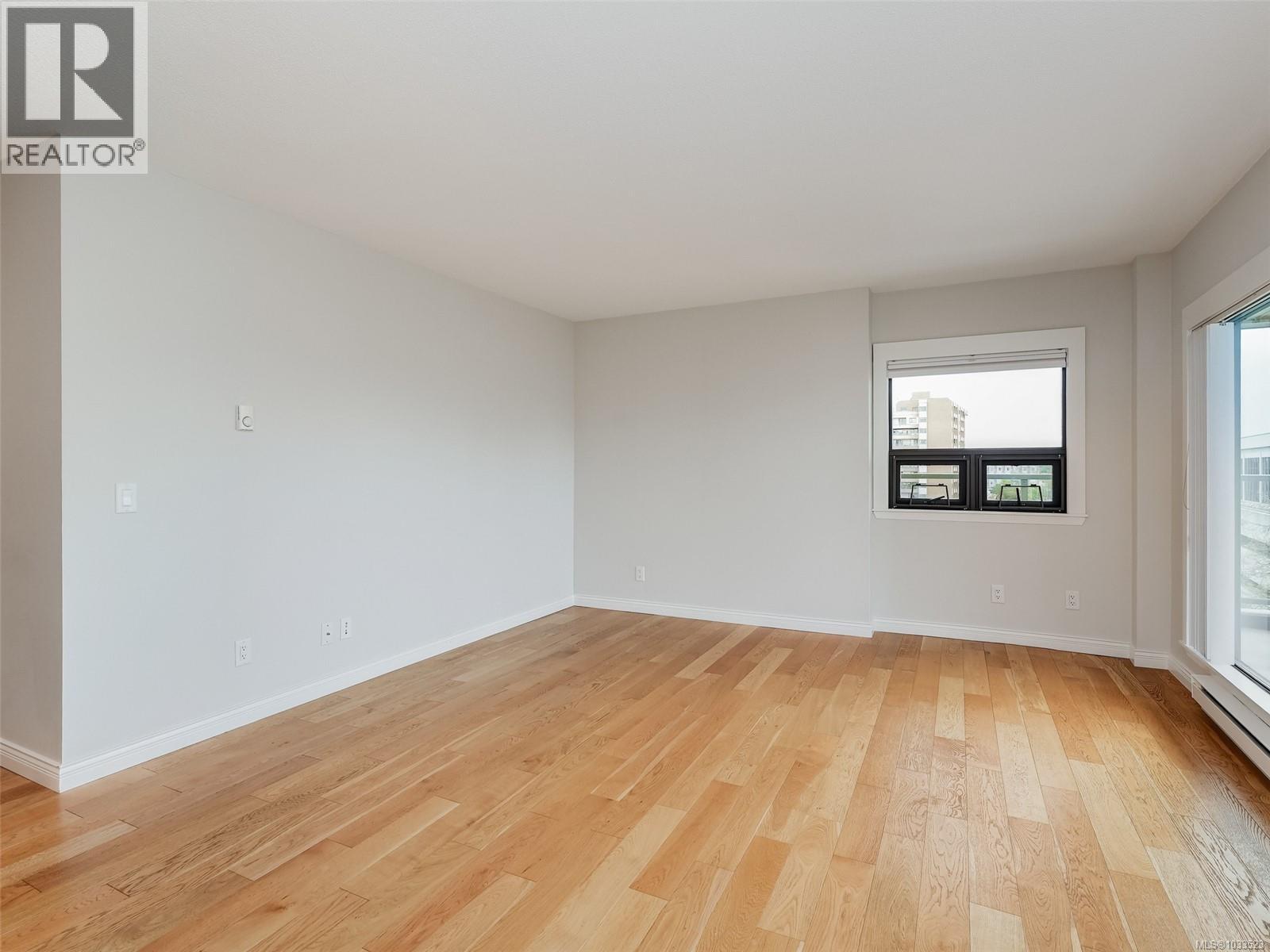 803 770 Cormorant St, Victoria, British Columbia  V8W 3J3 - Photo 5 - 1033523