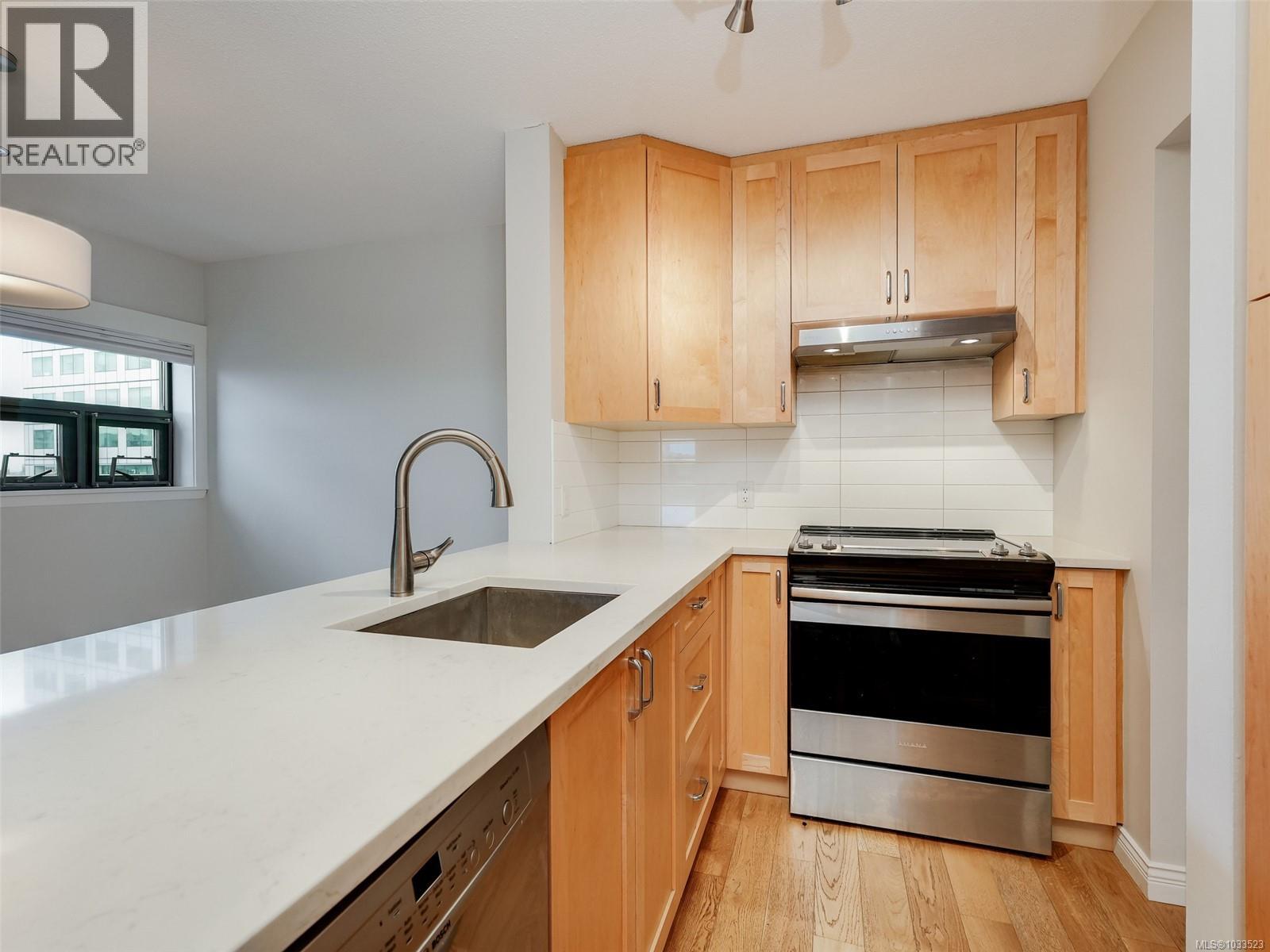 803 770 Cormorant St, Victoria, British Columbia  V8W 3J3 - Photo 8 - 1033523